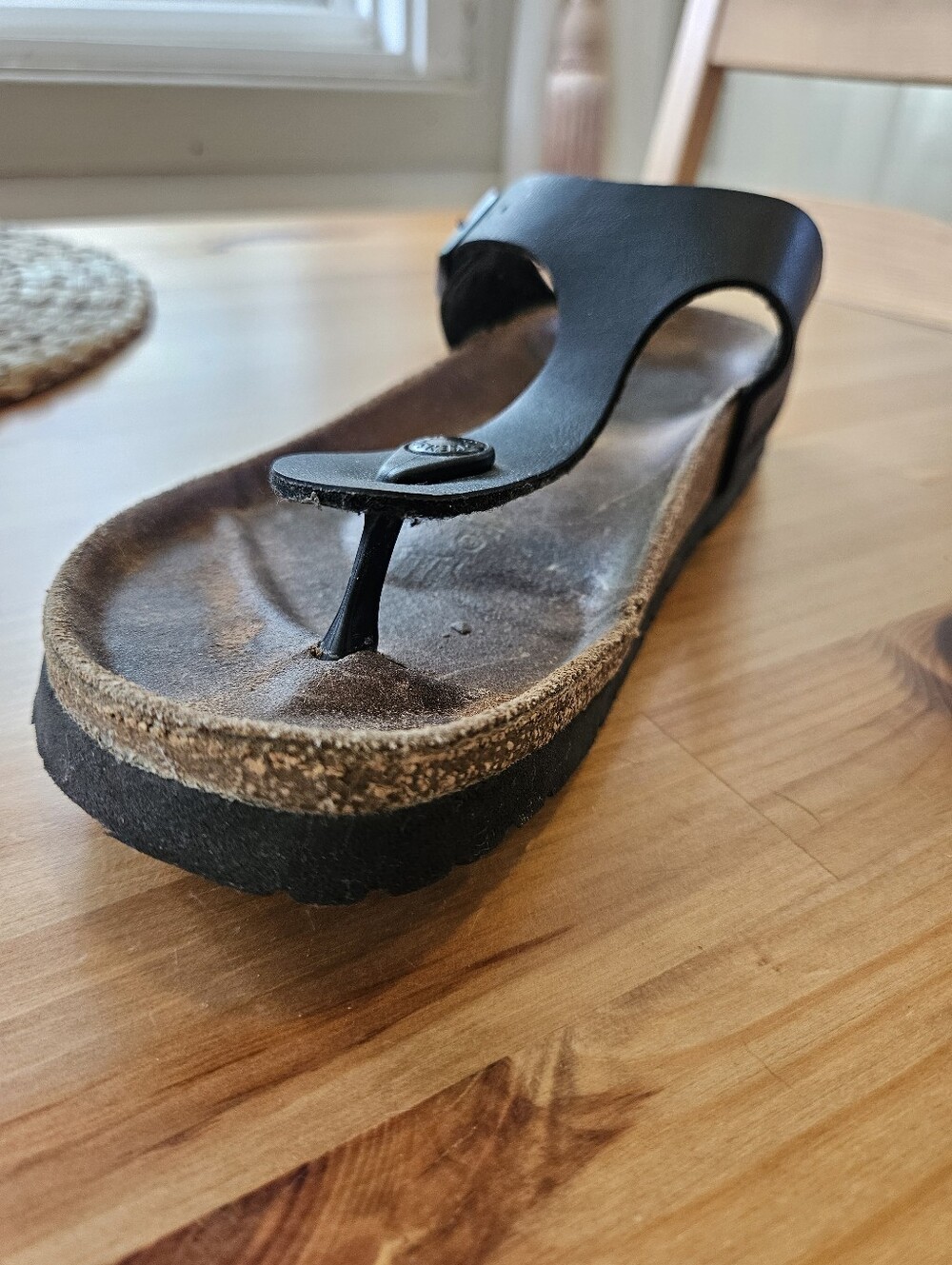 Women's BIRKENSTOCK Gizeh Sandals Size 8 - Picture 9 of 9